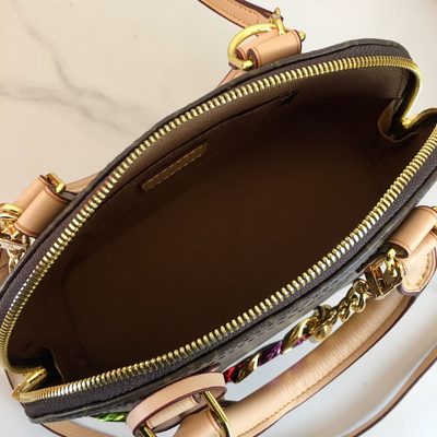 Louis Vuitton Bag — 9