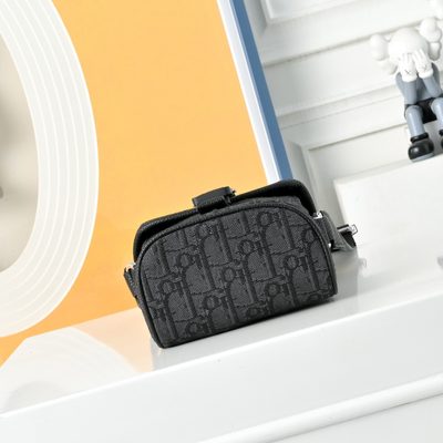 Dior Hit The Road Messenger Bag — 4