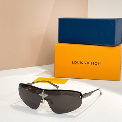 LV Sunglasses — 5
