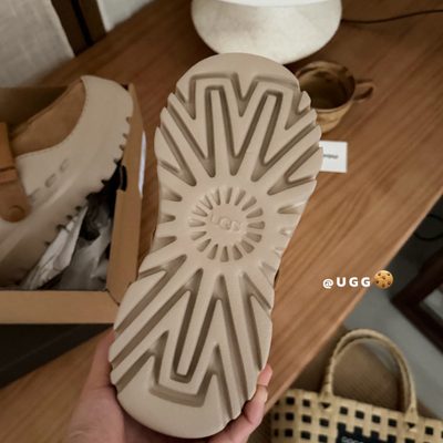 UGG PeakMod Lowcut shoes — 8