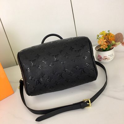 Louis Vuitton Bag — 8