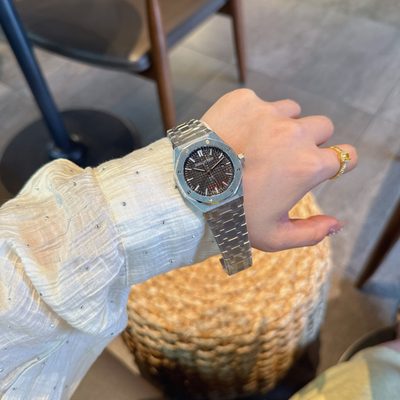 AP Watch — 5