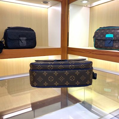 Louis Vuitton Bag — 7