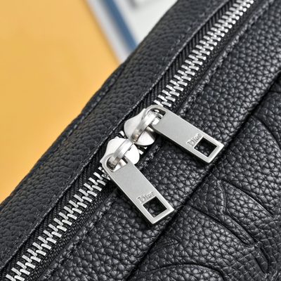 Dior Rider Zipped Messenger Bag in black — 7