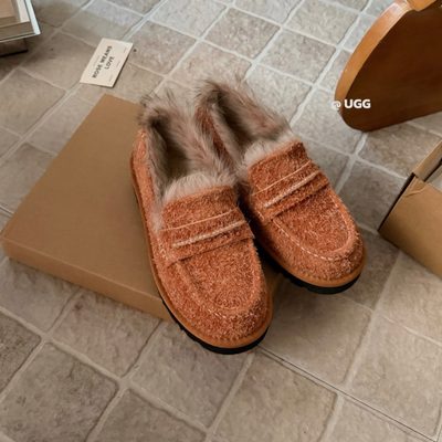 UGG Ellis Loafers — 6