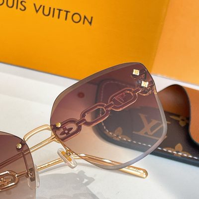 LV Sunglasses — 5