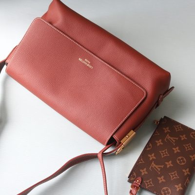 Louis Vuitton Bag — 7