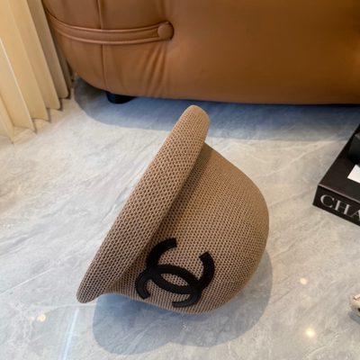 Chanel bucket hat — 8