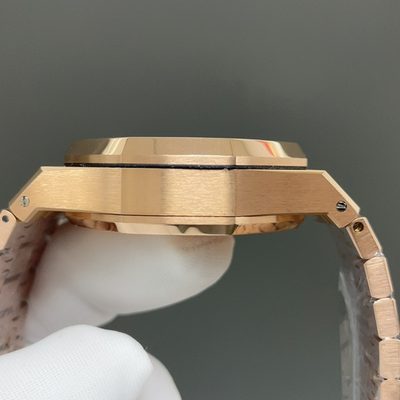 AP Watch — 8