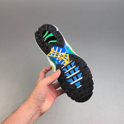 Nike Air Max Plus trainers — 6