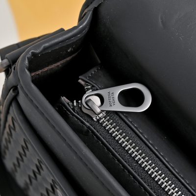 Bottega Veneta Intrecciato messenger bag — 7