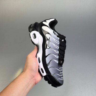 Nike Air Max Plus trainers — 6