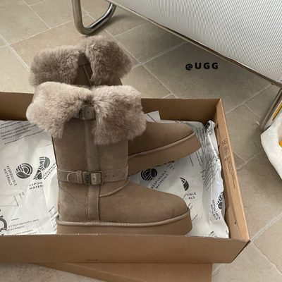 UGG Short Valerie Platform Boots — 6