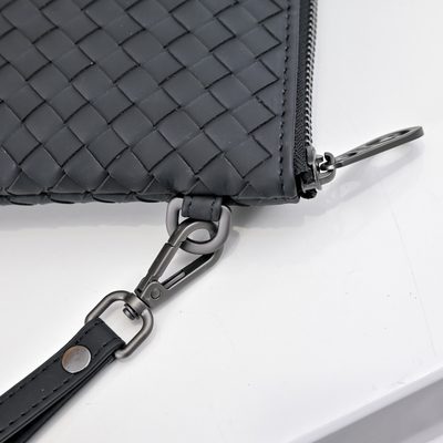 Bottega Veneta-style clutch bag — 6