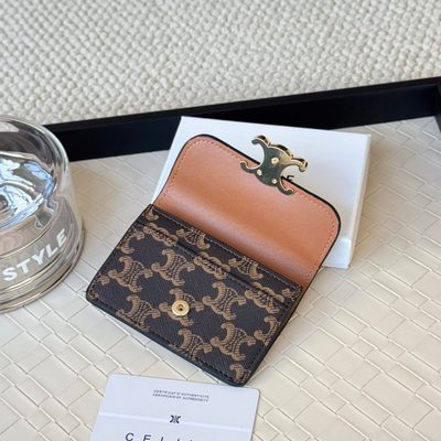 Accessories — 5