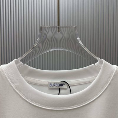 T-Shirt — 4