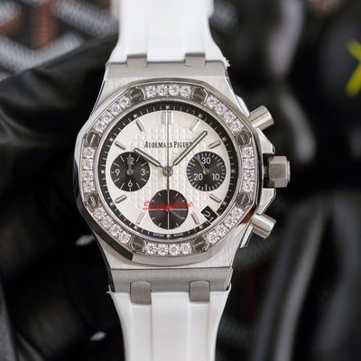 AP Watch — 8