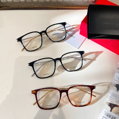 YSL Sunglasses — 9