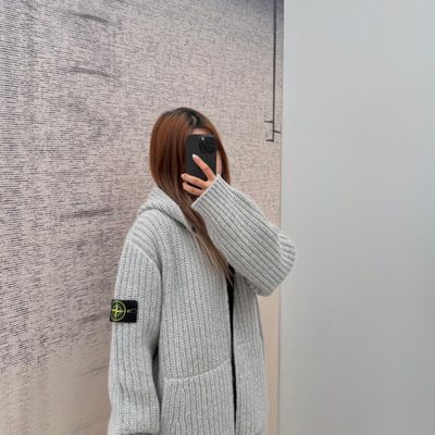 Stone Island — 9