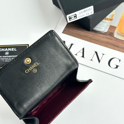 Chanel card holder — 6