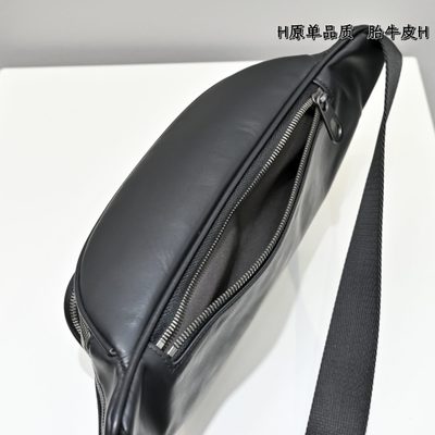 Bottega Veneta Intrecciato leather belt bag — 4