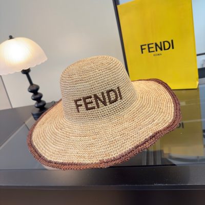 Fendi raffia straw hat — 4