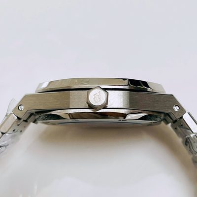 AP Watch — 7