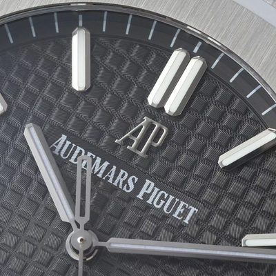 AP Watch — 4