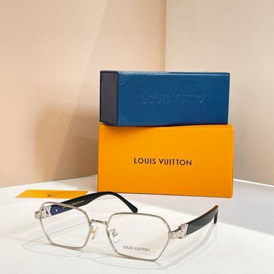 LV Sunglasses — 4