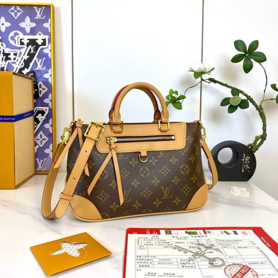 Louis Vuitton Bag — 4