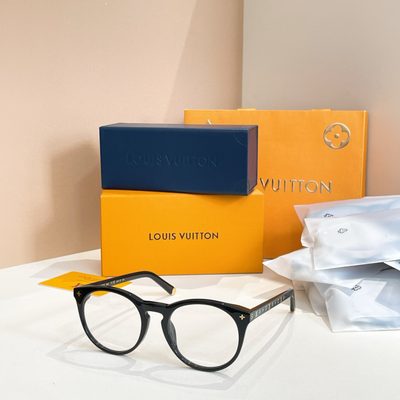 LV Sunglasses — 5