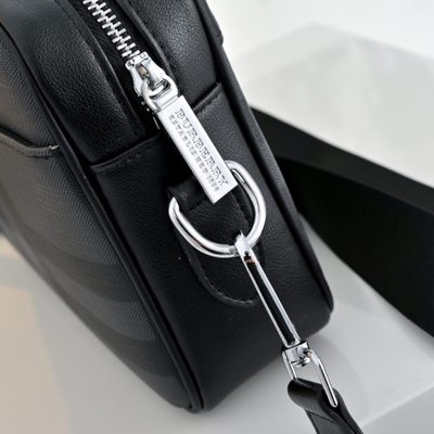Burberry City Check messenger bag — 6