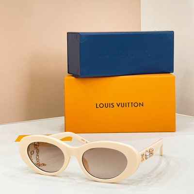 LV Sunglasses — 4