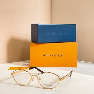 LV Sunglasses — 4