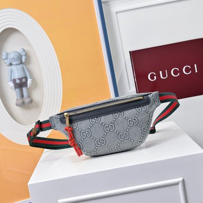 Gucci GG Supreme monogram canvas belt bag