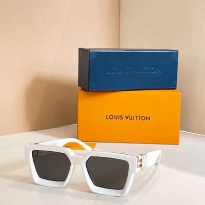 LV Sunglasses — 8