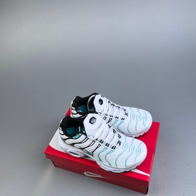 Nike Air Max Plus trainers — 4