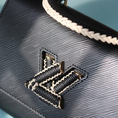 Louis Vuitton Bag — 3