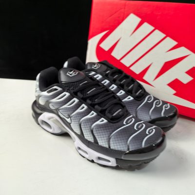 Nike Air Max Plus TN trainers — 5