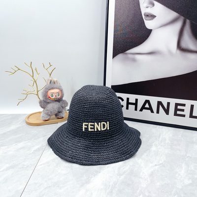 Fendi bucket hat — 6