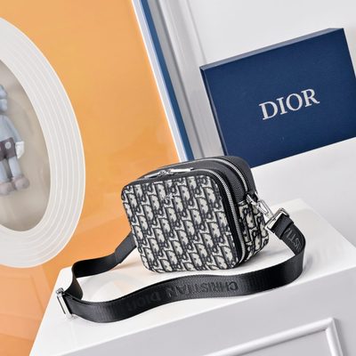 Dior Zipped Pouch with Strap — 4