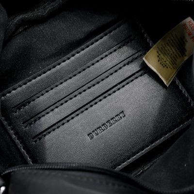 Burberry crossbody bag — 9