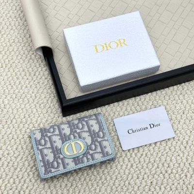 Dior 30 Montaigne compact wallet