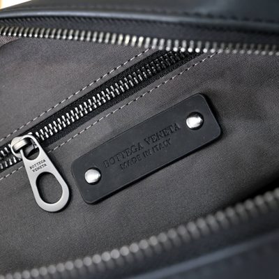 Bottega Veneta Intrecciato messenger bag — 9