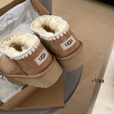 UGG platform boots — 3