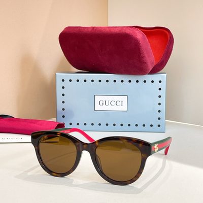 Gucci Sunglasses — 6