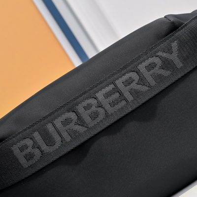 Burberry belt bag — 5