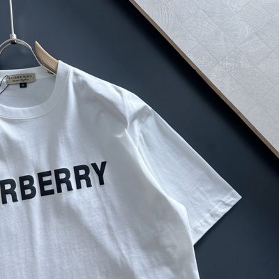Burberry T-Shirt — 4