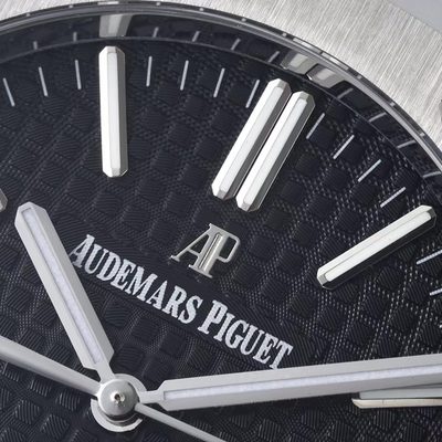 AP Watch — 4