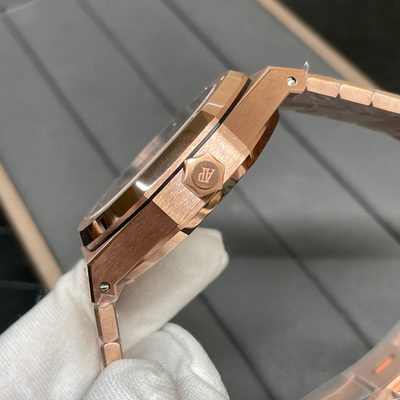 AP Watch — 6